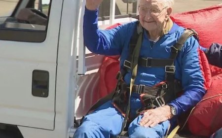 105-jarige oorlogsveteraan viert verjaardag met eerste parachutesprong