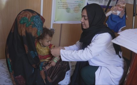 Minder zorg voor Afghaanse vrouwen en kinderen, internationale steun weg om Taliban