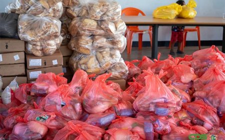 Ruim 200 huishoudens in Pikin Saron ontvangen voedselhulp