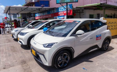 Elektrische taxi geïntroduceerd in Suriname