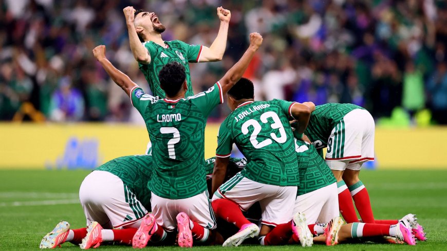 Mexico verslaat Ecuador en bereikt achtste finales WK 2026
