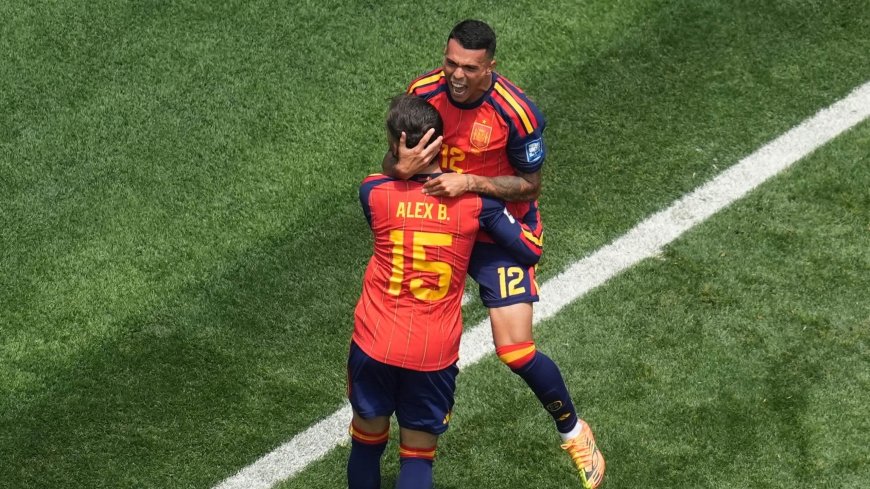 Spanje overtuigend naar achtste finales WK na zege op Oostenrijk
