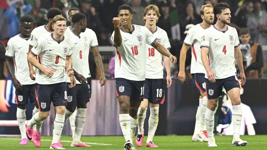 Engeland overleeft Mexicaans slotoffensief en bereikt kwartfinale WK