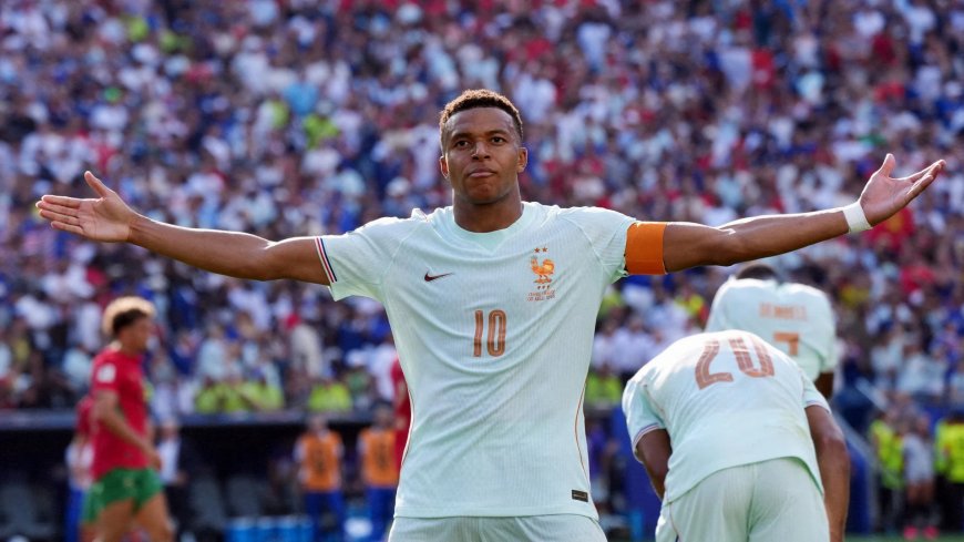 Frankrijk klopt Marokko en bereikt halve finale WK