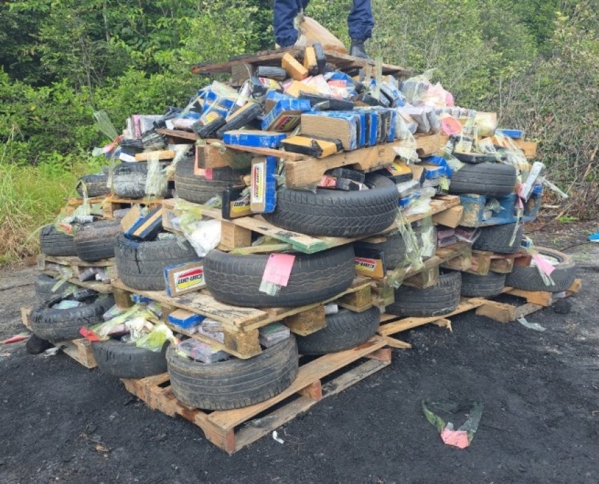 Haast 2.000 kilogram drugs op brandstapel