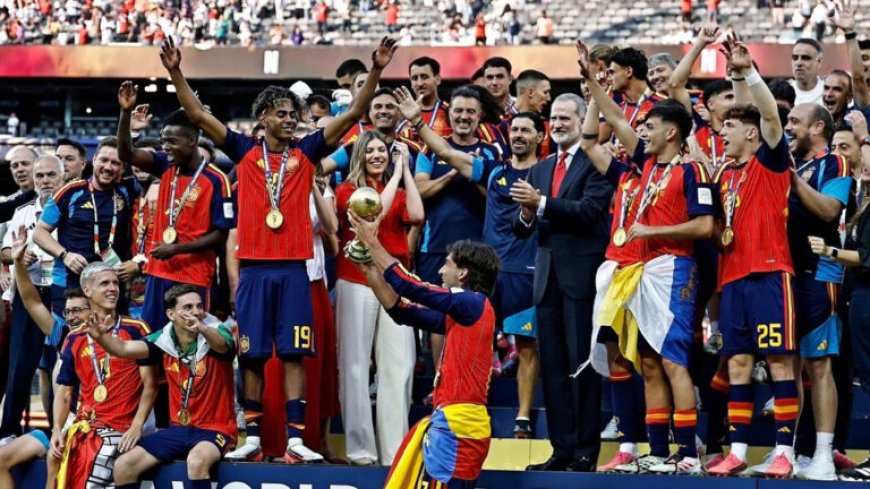 Spanje voor tweede maal wereldkampioen voetbal