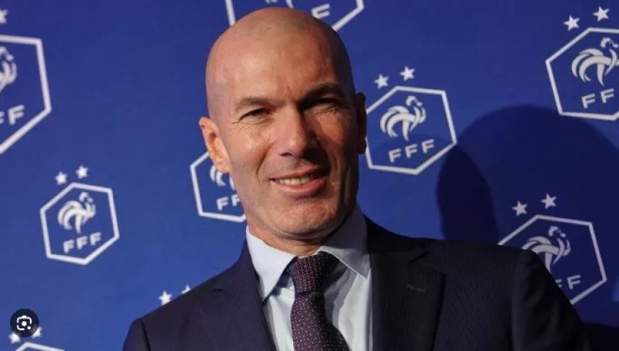 Zidane nieuwe bondscoach van Frankrijk