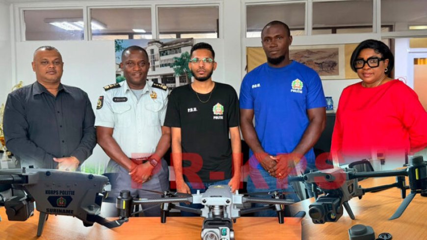 Drone-unit versterkt met extra drone
