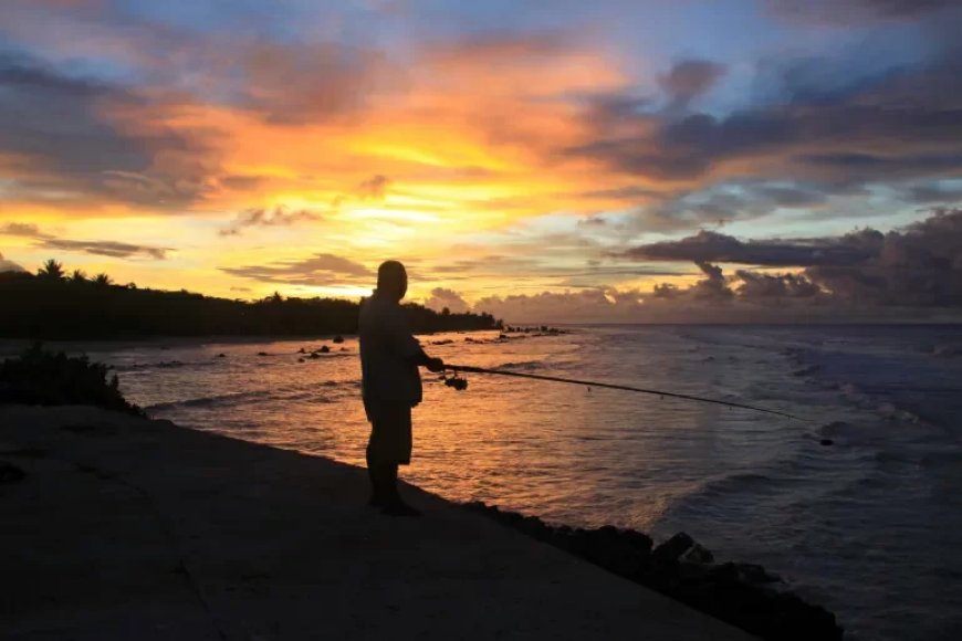 Nauru herneemt traditionele naam Naoero en eert zijn erfgoed
