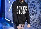 Eminem veilt meer dan honderd paar sneakers voor goed doel