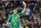 Transfer Dibu Martínez naar Juventus definitief van de baan