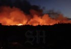 Grote brand op vuilstortplaats Ornamibo; brandweer strijdt tot middernacht tegen vuur