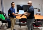 Wegenautoriteit sluit contracten voor asfaltwerk en rioolreiniging in Paramaribo
