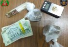 Bij 2 politie-invallen in Paramaribo-Noord drugs en geld in beslag genomen, 3 verdachten aang