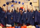 IHTC reikt diploma’s uit aan 18 afgestudeerden