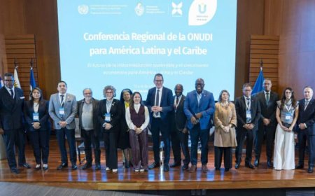 Minister Baasaron op werkbezoek in Uruguay, Panama en Peru