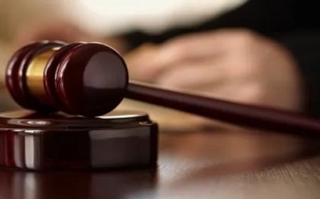 Rechter wijst op 10 november vonnis in civiele zaak Decembermoorden