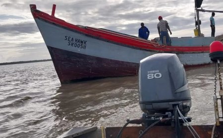 Politie Nieuw Amsterdam intensiveert controle van vissersboten op Suriname- en Corantijnrivie