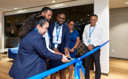 Finabank opent eerste cashless vestiging in Commewijne