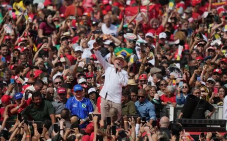 Braziliaanse presidentskandidaten Lula en Bolsonaro starten verkiezingscampagne