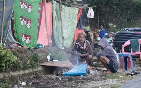Duizenden wachten op hulp na dodelijke aardbeving in Indonesië; reddingswerk gaande