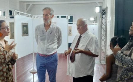Kunstenaar Josef Nassy tekende het leven achter prikkeldraad