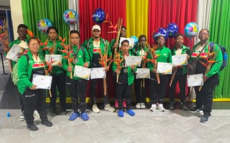 Suriname wint zeven zwemmedailles