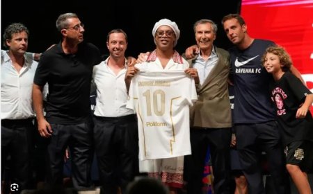 Ronaldinho maakt opvallende terugkeer in Italië