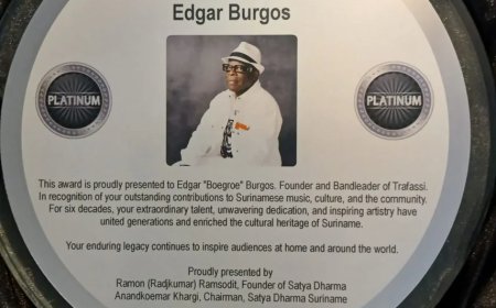 Satya Dharma Platinum Award voor Edgar Burgos tijdens Participatieparade in Hoogvliet