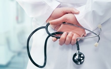 TERUGKERENDE VERPLEEGKUNDIGEN IS NIET DE OPLOSSING VOOR SYSTEEM DAT MENSEN WEGJAAGT