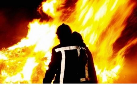 Bewoner valt in slaap: woning volledig afgebrand