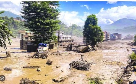 Honderden doden door overstromingen Nepal en China