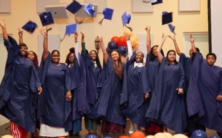 IHTC viert afstuderen van 18 studenten Hospitality & Tourism Management