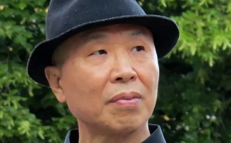 Chinese kunstenaar Gao Zhen veroordeeld tot drie jaar cel voor ‘beledigende’ beelden van Mao