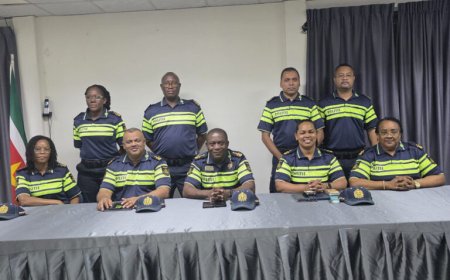 Korps Politie Suriname heeft nieuwe uniformen