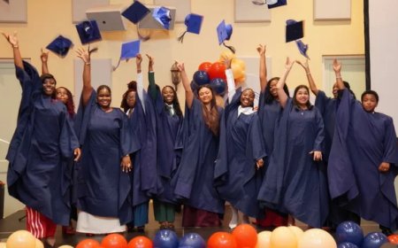 IHTC reikt diploma’s uit aan 18 afgestudeerden