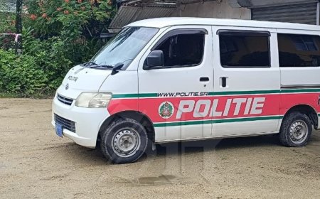 Ruzie om kleur uniform dochter eindigt in mishandeling