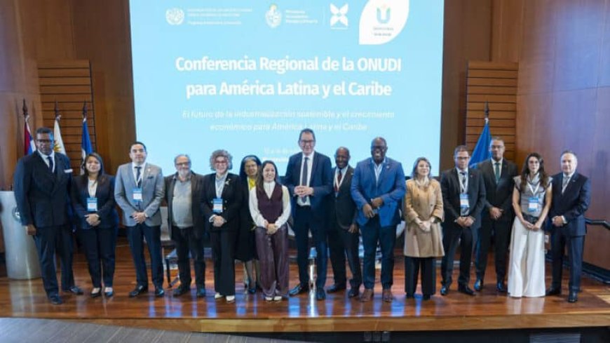 Minister Baasaron op werkbezoek in Uruguay, Panama en Peru