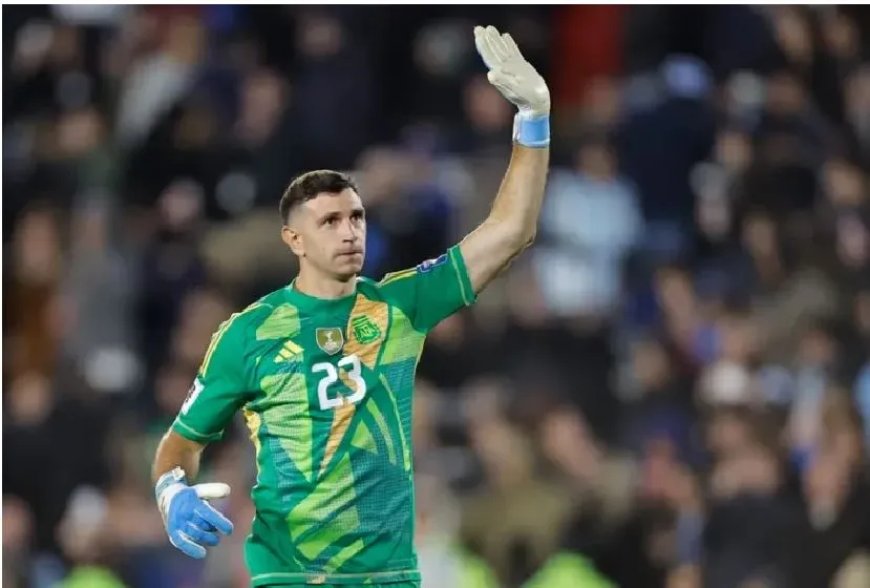 Transfer Dibu Martínez naar Juventus definitief van de baan
