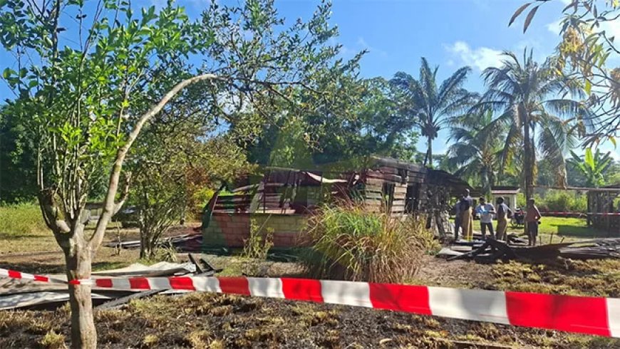 Verkoold lichaam aangetroffen na woningbrand in Albina