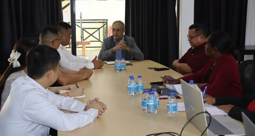 Whenzhou Suriname en ministerie willen samenwerking rond arbeidswetgeving versterken