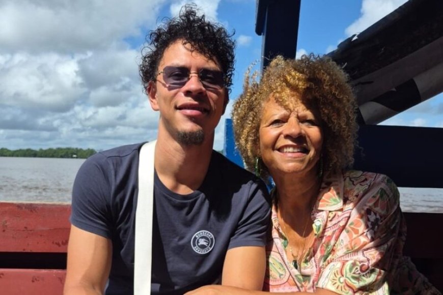 Schrijfster Etchica Voorn zoekt naar ‘jongens’ van ‘De Rijpere Jeugd’: ‘Ik mis nog puzzelstuk