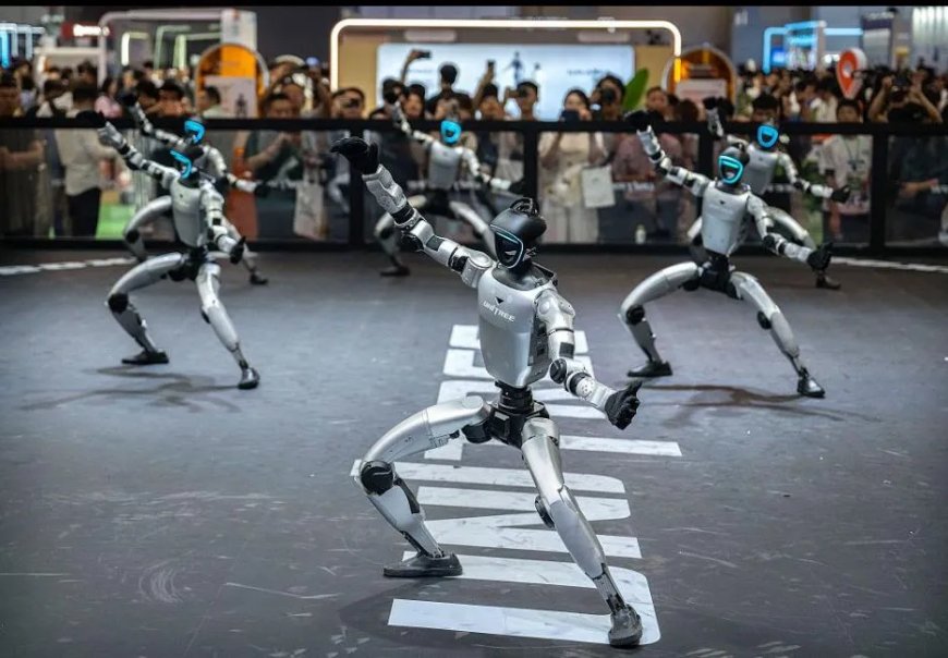 ROBOTS NADEREN HUN ‘CHATGPT MOMENT’