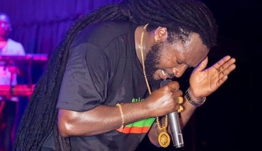 Bigstar Tega wordt gehuldigd tijdens eerste Matawai Festival