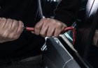 Groot bedrag gestolen uit auto Leo Brunswijk