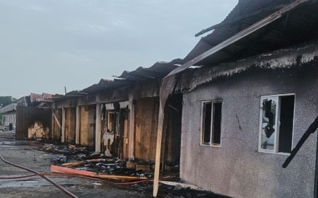 Appartementen door brand vernietigd