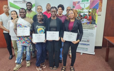 Jongeren uit Boven-Suriname opgeleid om klimaatkennis te delen in eigen gemeenschap