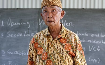 In memoriam Bapak Sapto Sopawiro (86)