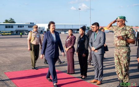 President naar VS voor 81ste Algemene Vergadering Verenigde Naties