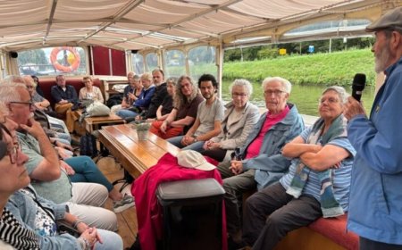 Diepe koloniale banden langs de Vliet